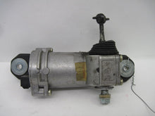 Load image into Gallery viewer, QUARTER WINDOW REGULATOR Mercedes ML320 ML500 98 99 00 01 02 - 05 Right - 626359
