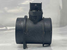 Load image into Gallery viewer, Mass Air Flow Sensor Meter MAF C70 S60 S70 S80 V70 XC70 99-02 - NW5753

