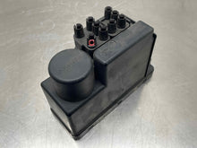 Load image into Gallery viewer, Vacuum Pump  MERCEDES S-CLASS 1995 - NW189222

