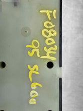 Load image into Gallery viewer, Vacuum Pump  MERCEDES S-CLASS 1995 - NW189222
