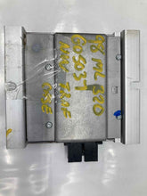 Load image into Gallery viewer, TRANSFER CASE CONTROL COMPUTER ML320 ML430 98 99 - 05 - NW35379
