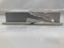 Load image into Gallery viewer, TRANSFER CASE CONTROL COMPUTER ML320 ML430 98 99 - 05 - NW35379
