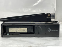 Load image into Gallery viewer, CD CHANGER ML320 ML 350 ML 500 ML55 2002 02 03 04 05 - NW138924
