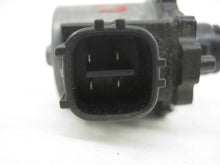 Load image into Gallery viewer, HEADLIGHT LAMP ASSEMBLY Toyota Avalon 2005 05 - 637369

