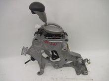 Load image into Gallery viewer, 2006 Honda Civic Floor Shifter - 637964
