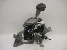 Load image into Gallery viewer, 2006 Honda Civic Floor Shifter - 637964
