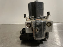 Load image into Gallery viewer, ABS PUMP C220 C36 C280 C230 1996 96 1997 97 1998 98 - NW1960

