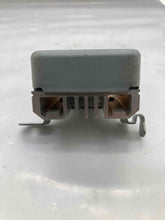 Load image into Gallery viewer, FUEL PUMP CONTROL MODULE COMPUTER Subaru Tribeca 2006-2014 - NW37955
