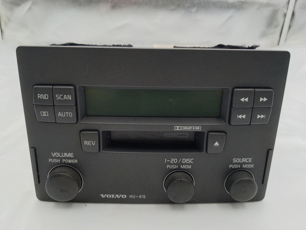 RADIO Volvo V40 S40 2001 01 2002 02 2003 03 2004 04
