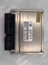 Load image into Gallery viewer, ECU ECM COMPUTER Volkswagen PASSAT 2004 04 2.8 V6 - NW62804
