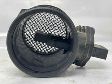 Load image into Gallery viewer, Mass Air Flow Sensor Meter MAF Rover Disco II Disco SD Discovery 99-02 - NW5441
