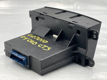 Load image into Gallery viewer, TEMPERATURE CONTROLS Cadillac CTS 03 04 05 06 - NW98872
