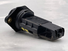 Load image into Gallery viewer, Mass Air Flow Sensor Meter MAF C220 C250D C280 C36 E300d E320 94-96 - NW5334
