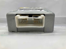 Load image into Gallery viewer, HEADLIGHT LEVELING CONTROL COMPUTER IS300 01 02 - 05 - NW33593
