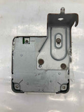 Load image into Gallery viewer, HEADLIGHT LEVELING CONTROL COMPUTER IS300 01 02 - 05 - NW33593
