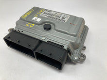 Load image into Gallery viewer, ECU ECM COMPUTER Volvo C30 V40 V70 2006 06 2007 07 08 - NW63015
