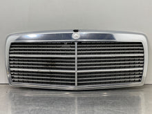Load image into Gallery viewer, GRILL Mercedes 190 1984 84 85 86 87 88 89 90 91 92 93 - NW98567
