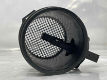Load image into Gallery viewer, Mass Air Flow Sensor Meter MAF 540i 740i 740il X5 Z8 99-03 - NW4926
