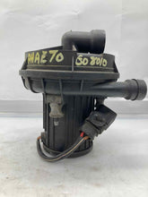 Load image into Gallery viewer, AIR INJECTION PUMP SMOG Volkswagon Phaeton 2004 04 2005 05 2006 06 Right - NW8301
