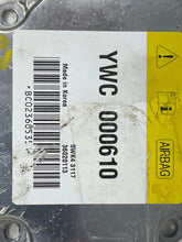 Load image into Gallery viewer, AIR BAG COMPUTER Land Rover Freelander 2002 02 03 04 05 - NW37166
