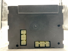 Load image into Gallery viewer, BODY CONTROL MODULE Freelander 2002 02 2003 03 04 05 - NW37167
