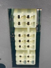 Load image into Gallery viewer, BODY CONTROL MODULE Freelander 2002 02 2003 03 04 05 - NW37167
