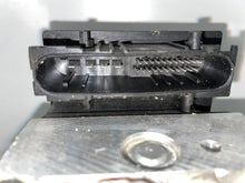 Load image into Gallery viewer, ABS PUMP Saab 9-2X Impreza 2005 05 manual - NW2401
