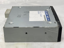 Load image into Gallery viewer, NAV PLAYER LS LS6 LS8 Navigator 2004 04 2005 05 2006 06 - NW104532
