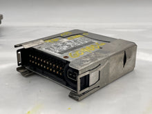 Load image into Gallery viewer, THROTTLE CONTROL COMPUTER MERCEDES 1994 95 96 97 - NW61028
