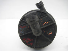 Load image into Gallery viewer, AIR INJECTION PUMP SMOG Audi TT A4 A6 Golf Toureg Jetta 00 01 02 03 04 05 - 09 - 672804
