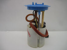 Load image into Gallery viewer, Fuel Pump Volkswagen Jetta Golf EOS 2009 09 2010 10 2011 11 2012 12 13 - 673360
