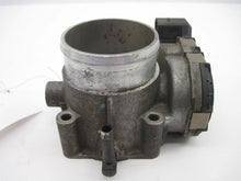 Load image into Gallery viewer, THROTTLE BODY Beetle Jetta Golf 99 00 01 02 03 04 05 06 - 673511
