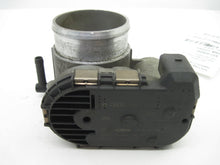 Load image into Gallery viewer, THROTTLE BODY Beetle Jetta Golf 99 00 01 02 03 04 05 06 - 673511
