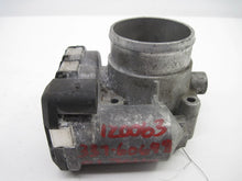 Load image into Gallery viewer, THROTTLE BODY Beetle Jetta Golf 99 00 01 02 03 04 05 06 - 673519
