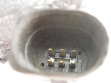 Load image into Gallery viewer, THROTTLE BODY Beetle Jetta Golf 99 00 01 02 03 04 05 06 - 673519
