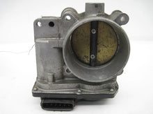 Load image into Gallery viewer, THROTTLE BODY Volvo S40 V70 2004 04 05 06 07 08 - 673660
