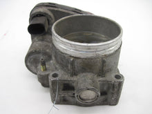 Load image into Gallery viewer, THROTTLE BODY BMW 330I X3 X5 Z3 Z4 2001 02 03 04 05 06 - 674185
