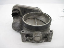 Load image into Gallery viewer, THROTTLE BODY BMW 540 740 X5 Z8 1999 99 00 01 02 03 - 674217
