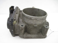 Load image into Gallery viewer, THROTTLE BODY Camry ES330 Sienna 2003 03 04 05 06 07 V6 - 674250
