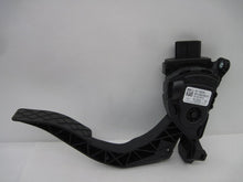 Load image into Gallery viewer, ELECTRONIC PEDAL ASSEMBLY Audi A6 2013 13 - 675026
