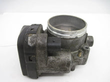 Load image into Gallery viewer, THROTTLE BODY BMW 330I X3 X5 Z3 Z4 2001 02 03 04 05 06 - 675442
