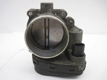 Load image into Gallery viewer, THROTTLE BODY BMW 330I X3 X5 Z3 Z4 2001 02 03 04 05 06 - 675442
