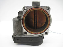 Load image into Gallery viewer, THROTTLE BODY BMW 330I X3 X5 Z3 Z4 2001 02 03 04 05 06 - 675442
