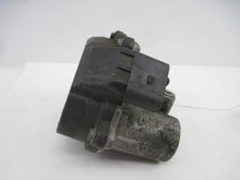 Load image into Gallery viewer, INTAKE MANIFOLD Volkswagen Jetta 2006 06 - 675484
