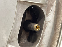 Load image into Gallery viewer, WHEEL 260e 300d 300e 86 87 88 300d 300e 300ce 15" - NW200507

