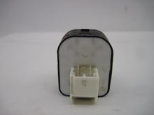 Load image into Gallery viewer, DRIVERS MIRROR SWITCH Audi A4 S4 A6 S6 RS4 2002 02 03 04 05 06 07 08 11 - 676250
