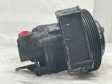 Load image into Gallery viewer, POWER STEERING PUMP BMW 525I 1992 93 94 95 - NW163118
