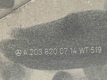 Load image into Gallery viewer, REMOTE CD CHANGER C230 C240 C280 C320 C350 C55 CLK320 04-12 - NW138519
