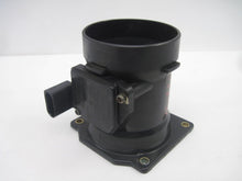 Load image into Gallery viewer, Mass Air Flow Sensor Meter MAF A4 A6 Passat 00 01 02 03 04 05 - 678234
