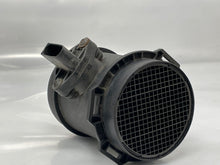 Load image into Gallery viewer, Mass Air Flow Sensor Meter MAF BMW 745i 745li 2002 02 2003 03 - NW4880

